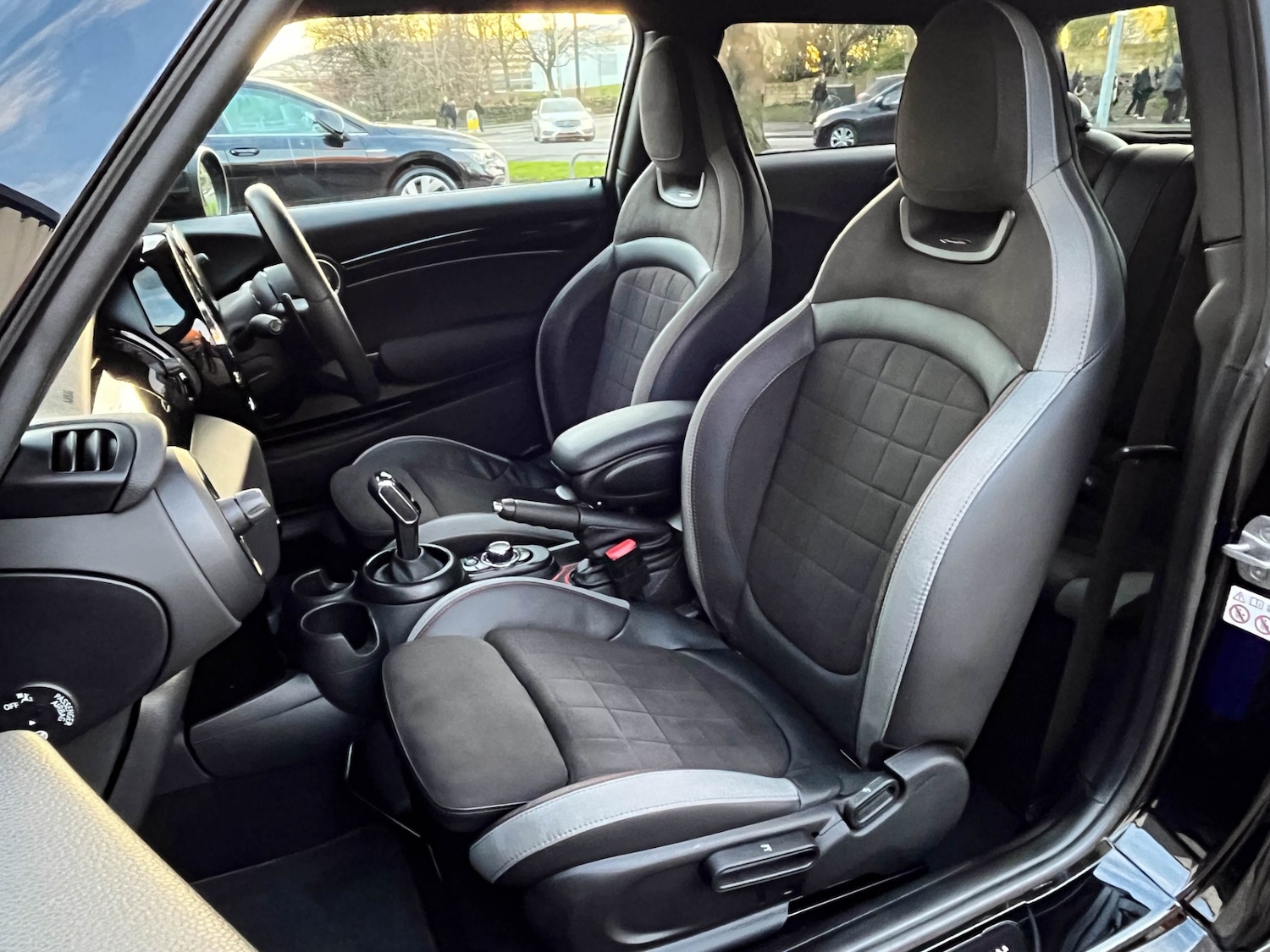 Used MINI Hatch 2022 for sale - 76961185: Photo 9