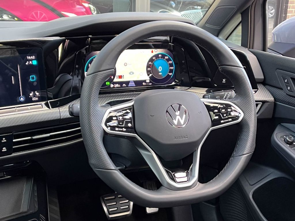 Used Volkswagen Golf 2024 for sale - 76734625: Photo 18