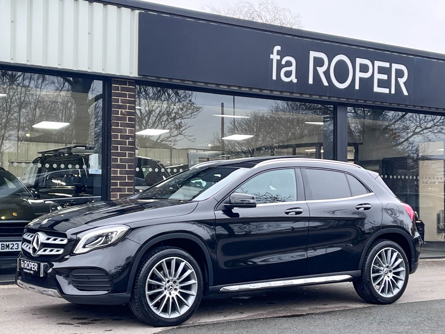 Used Mercedes-Benz GLA 2019 for sale - 77420638: Photo 2