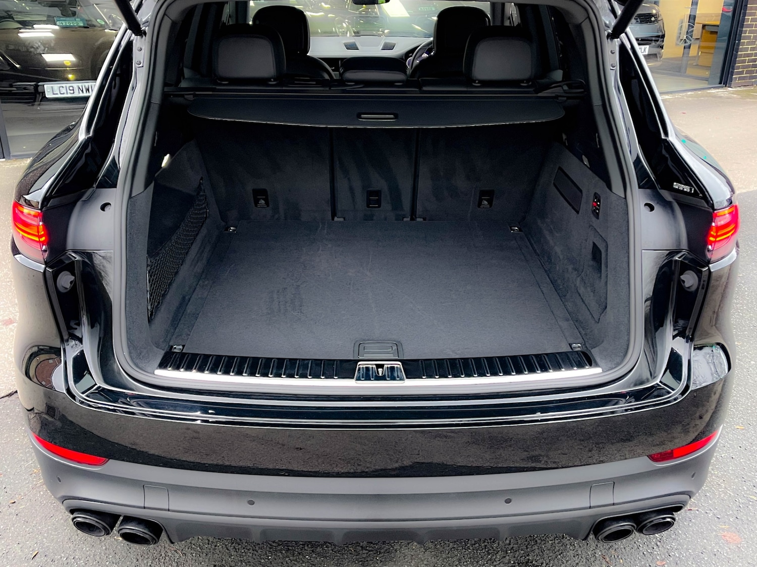 Used Porsche Cayenne 2022 for sale - 77034691: Photo 36