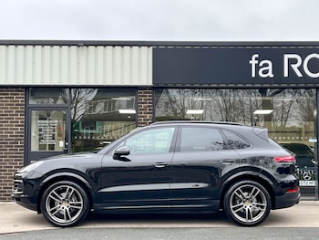 Used Porsche Cayenne 2022 for sale - 77034691: Photo