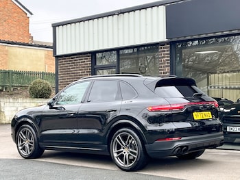 Used Porsche Cayenne 2022 for sale - 77034691: Photo