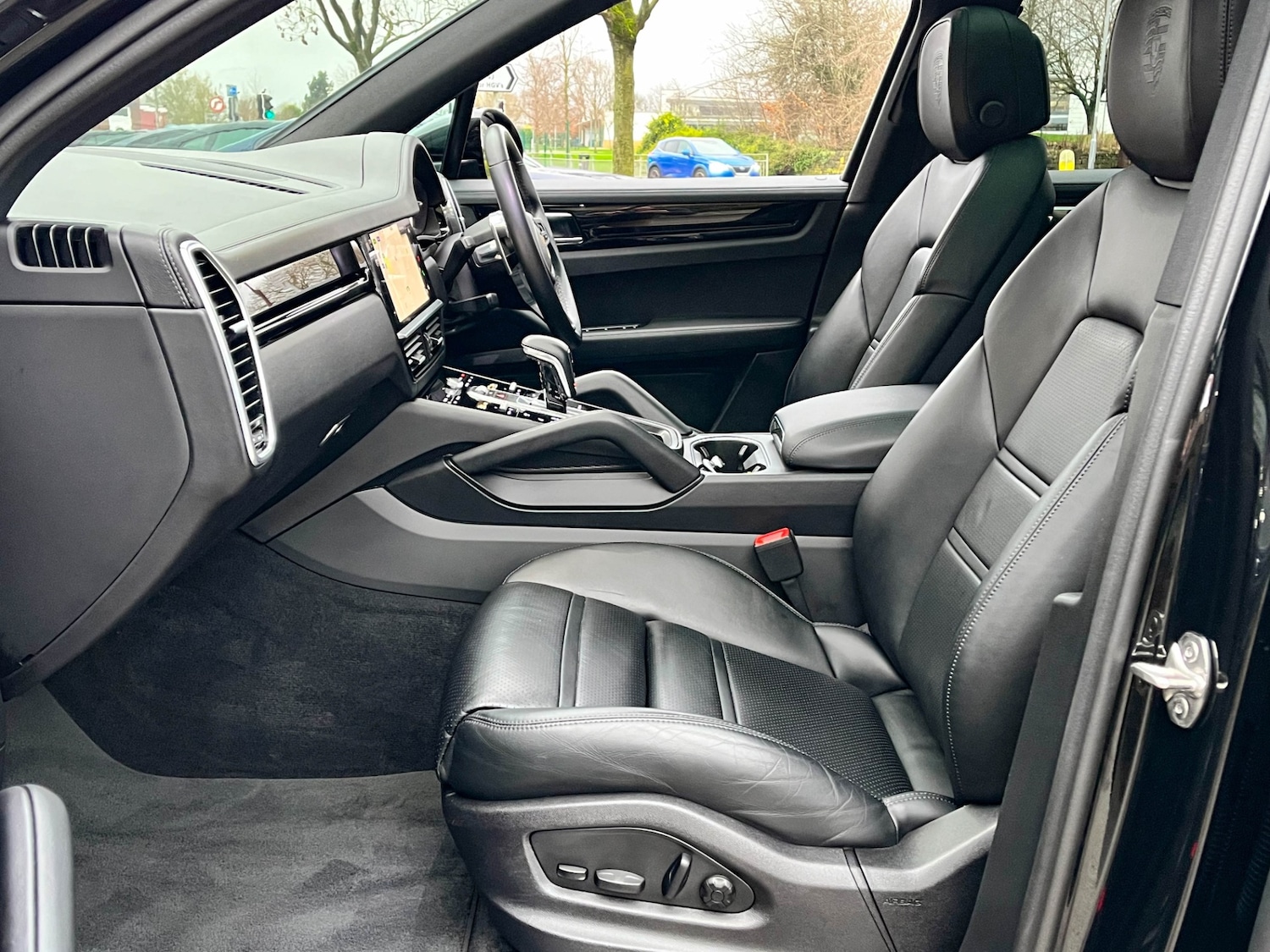 Used Porsche Cayenne 2022 for sale - 77034691: Photo 7