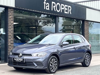 Used Volkswagen Polo 2024 for sale - 76734633: Photo