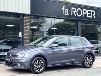 Used Volkswagen Polo 2024 for sale - 76734633: Photo