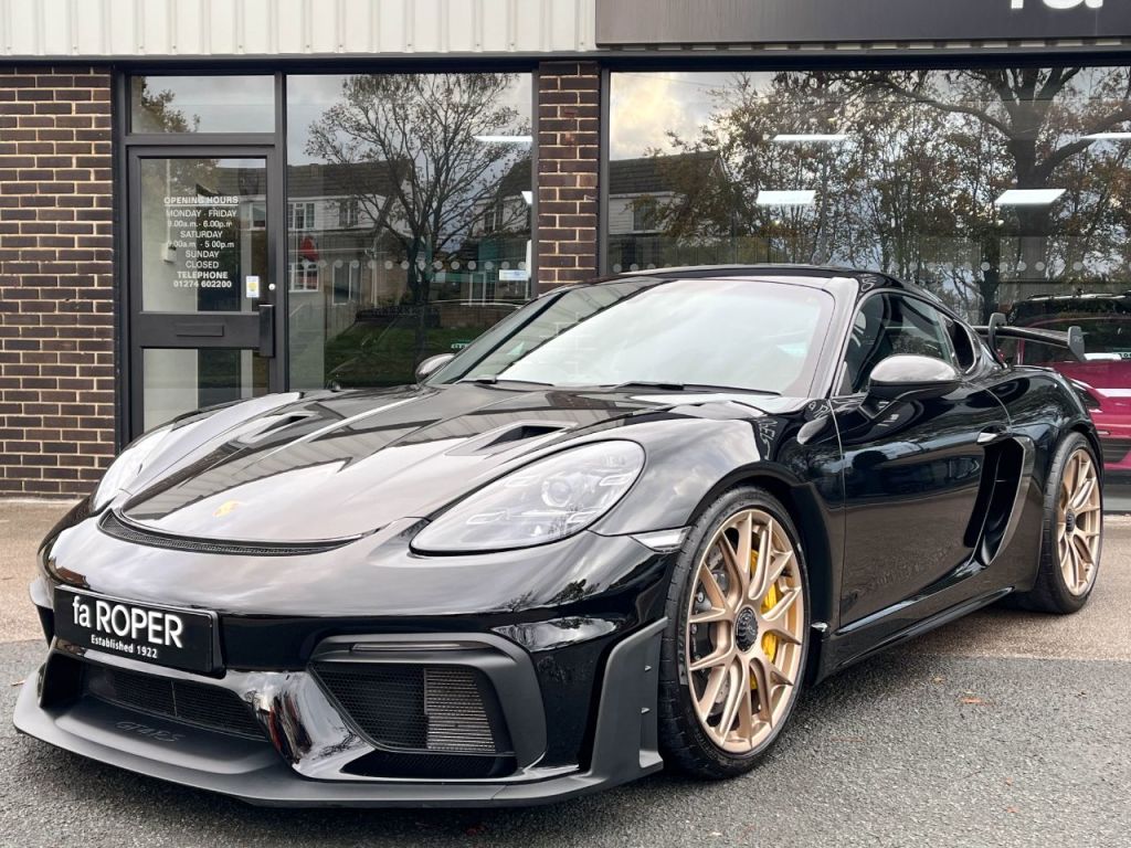 Used Porsche 718 Cayman 2024 for sale - 76734636: Photo 24