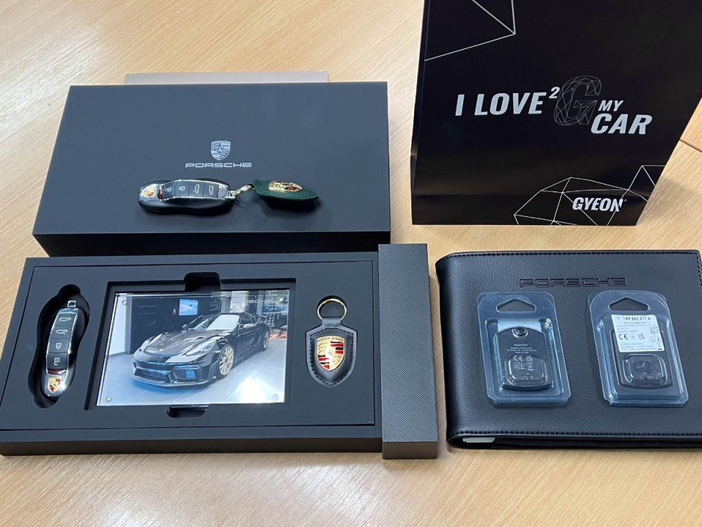 Used Porsche 718 Cayman 2024 for sale - 76734636: Photo 39