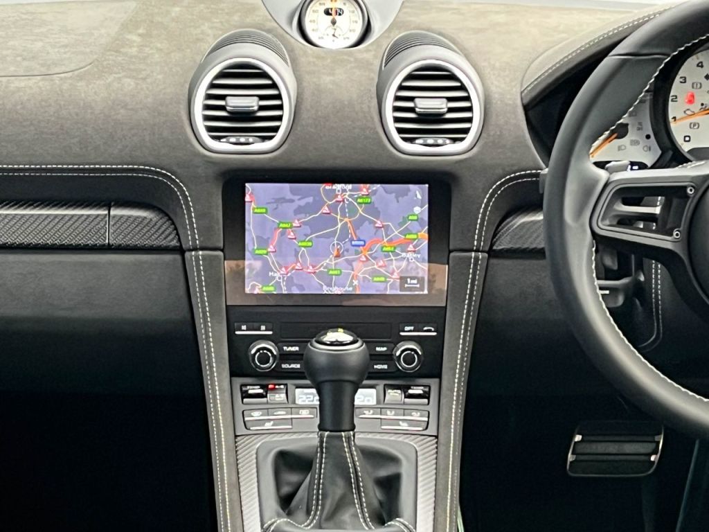 Used Porsche 718 Cayman 2024 for sale - 76734636: Photo 9