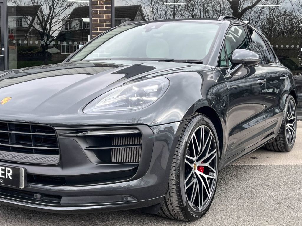 Used Porsche Macan 2023 for sale - 76734626: Photo 26