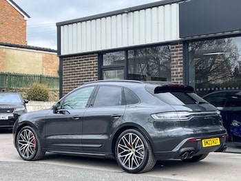 Used Porsche Macan 2023 for sale - 76734626: Photo