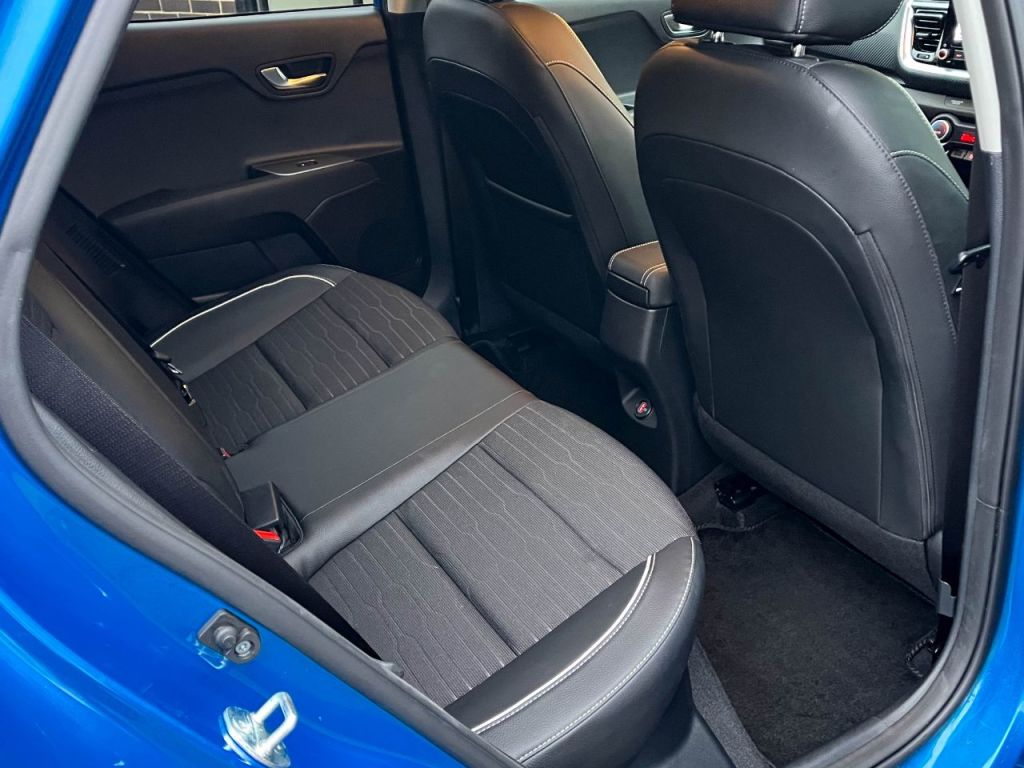 Used Kia Stonic 2024 for sale - 76734627: Photo 19