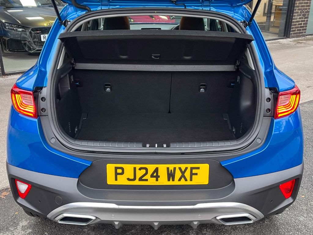 Used Kia Stonic 2024 for sale - 76734627: Photo 30