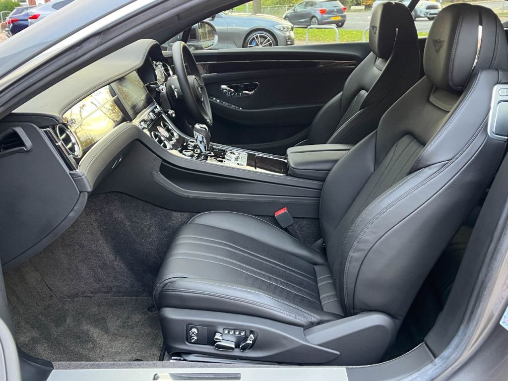 Used Bentley Continental 2018 for sale - 76734630: Photo 8