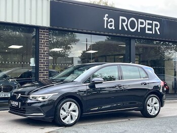 Used Volkswagen Golf 2022 for sale - 76734622: Photo