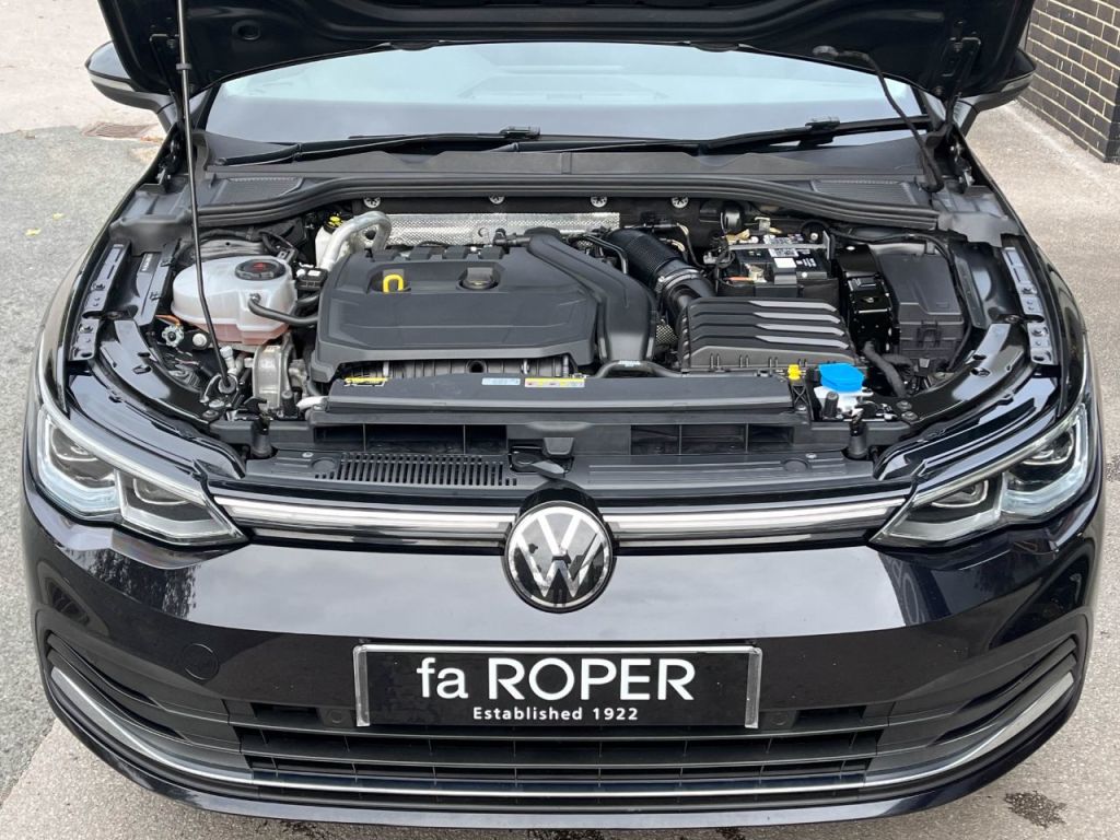 Used Volkswagen Golf 2022 for sale - 76734622: Photo 31