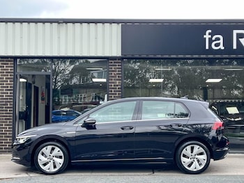 Used Volkswagen Golf 2022 for sale - 76734622: Photo