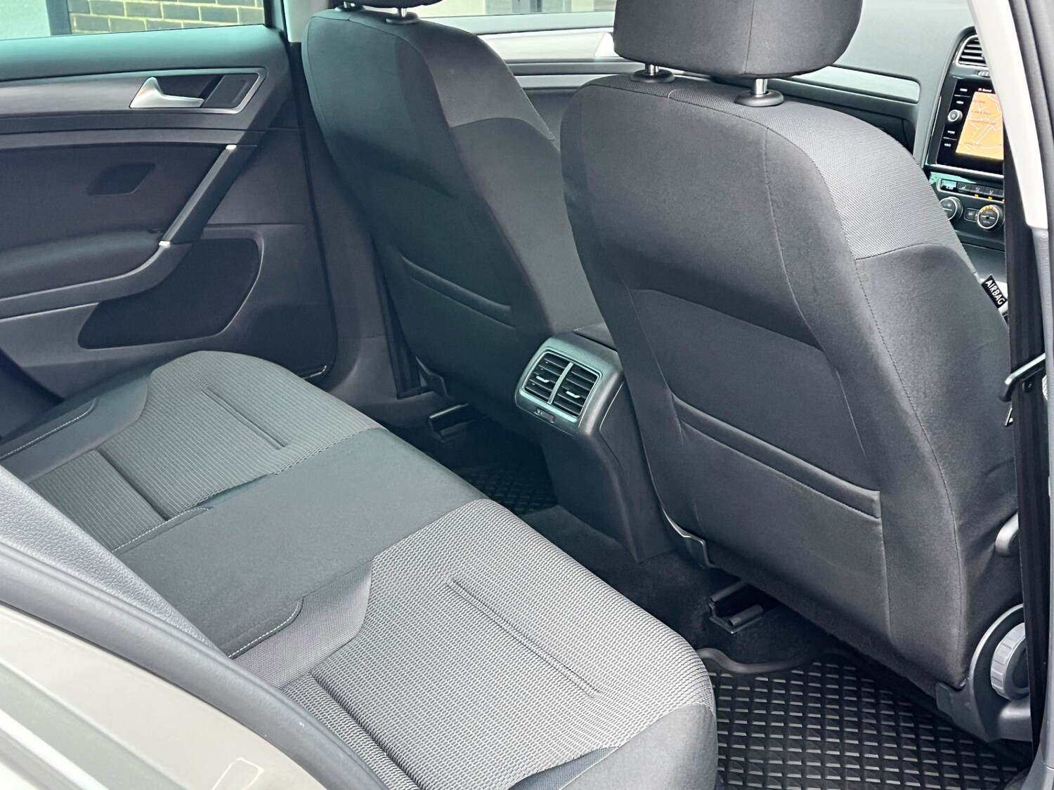 Used Volkswagen Golf 2020 for sale - 77491109: Photo 20