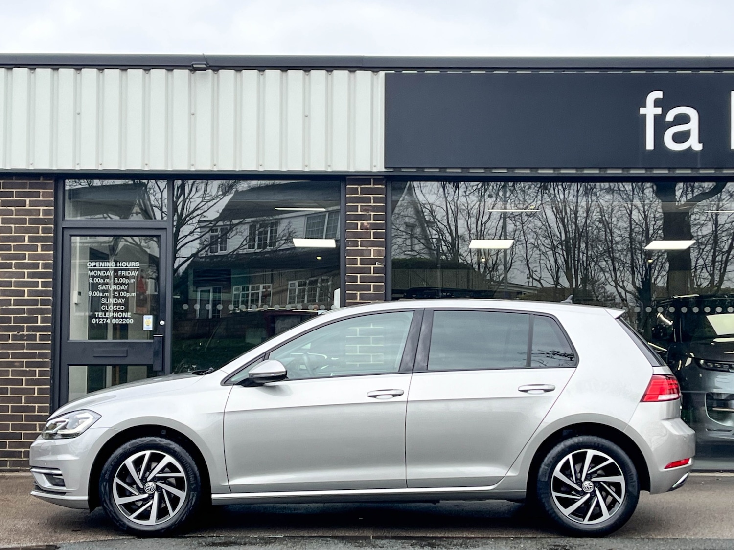 Used Volkswagen Golf 2020 for sale - 77491109: Photo 3