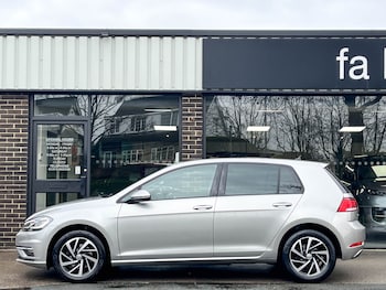 Used Volkswagen Golf 2020 for sale - 77491109: Photo