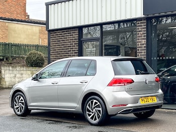 Used Volkswagen Golf 2020 for sale - 77491109: Photo