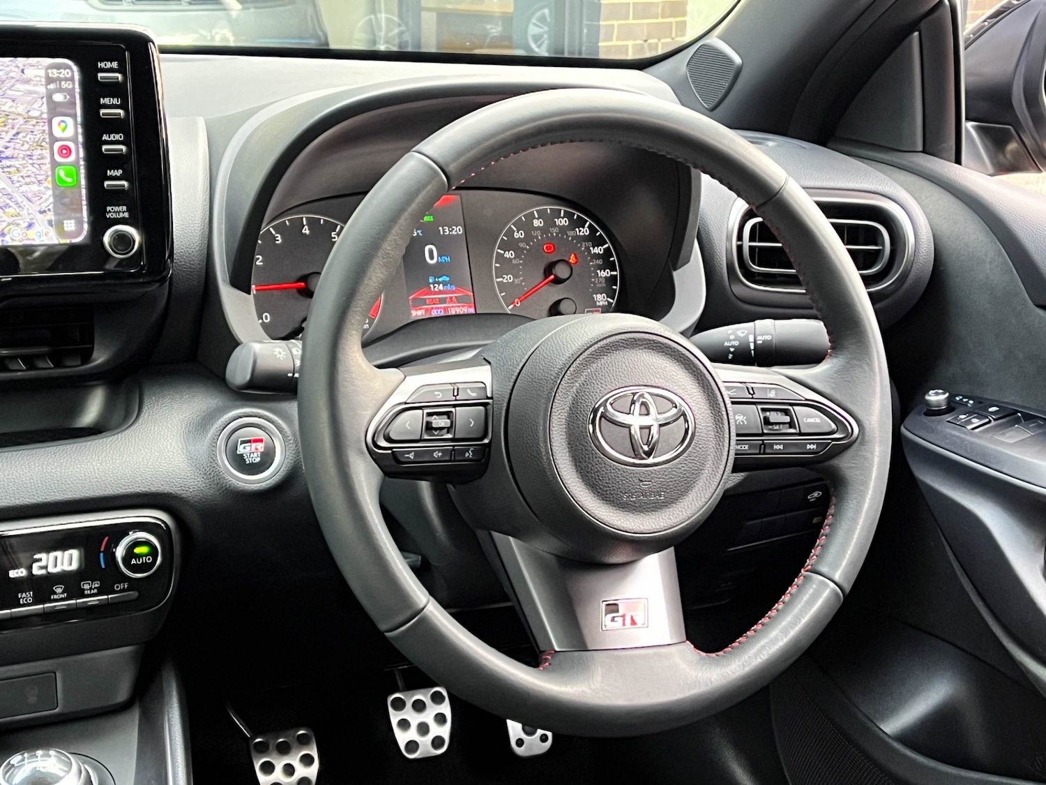 Used Toyota Yaris 2022 for sale - 77045983: Photo 13