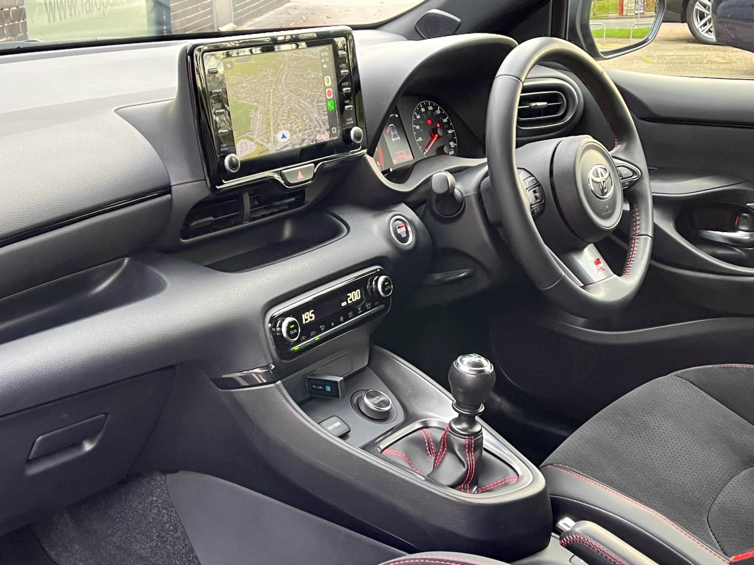 Used Toyota Yaris 2022 for sale - 77045983: Photo 5