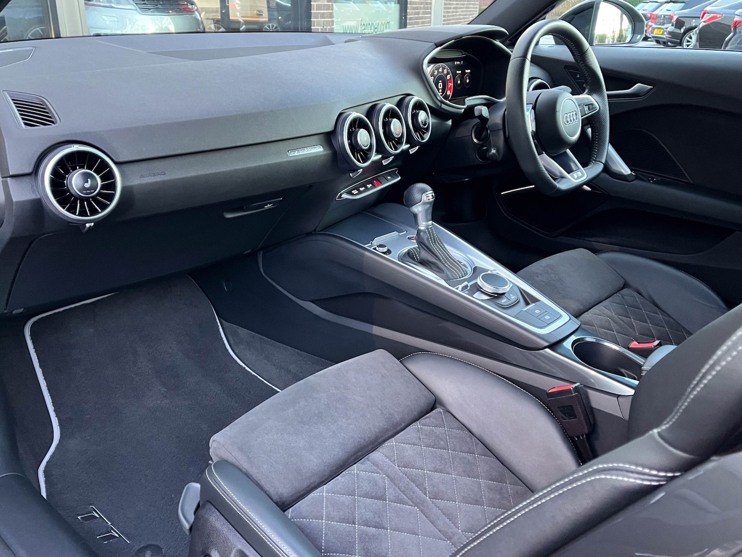 Used Audi TT 2022 for sale - 77128323: Photo 6