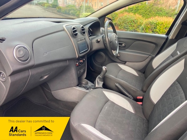 Used Dacia Sandero 2015 for sale - 75360039: Photo 10