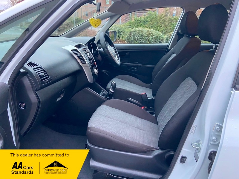 Used Kia Venga 2014 for sale - 77547943: Photo 8