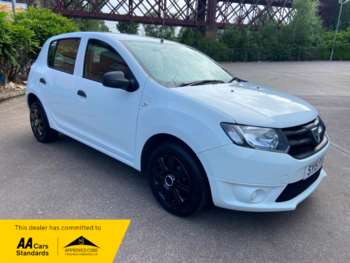 Used Dacia Sandero 2015 for sale - 75092926: Photo