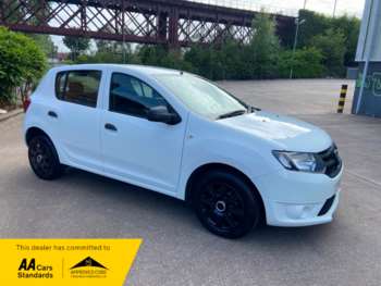 Used Dacia Sandero 2015 for sale - 75092926: Photo