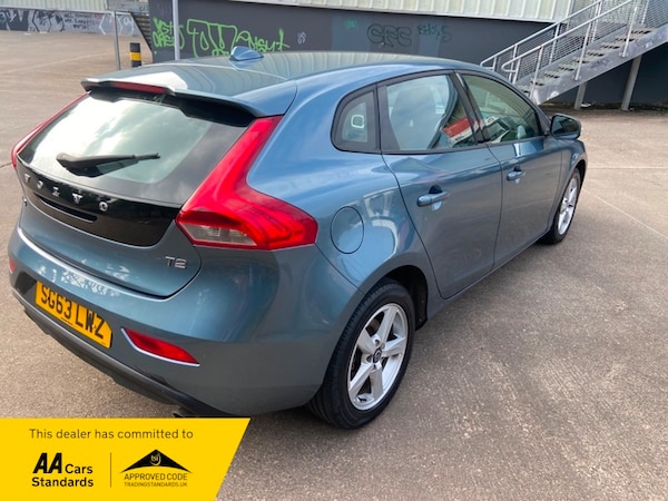Used Volvo V40 2013 for sale - 75370883: Photo 10
