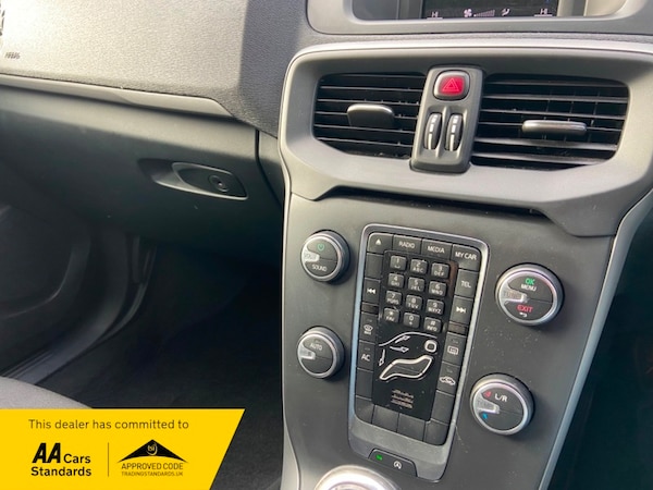 Used Volvo V40 2013 for sale - 75370883: Photo 19