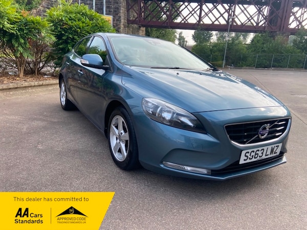Used Volvo V40 2013 for sale - 75370883: Photo 5