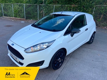 Used Ford Fiesta 2016 for sale - 75574206: Photo
