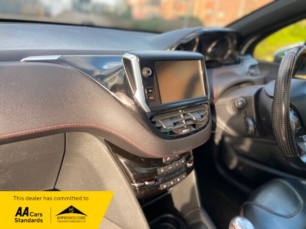 Used Peugeot 208 2015 for sale - 70572753: Photo 13