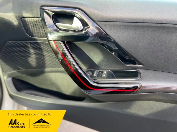 Used Peugeot 208 2015 for sale - 70572753: Photo 21