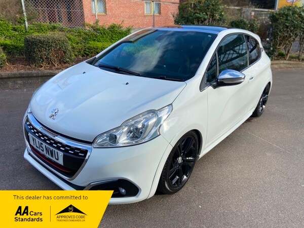 Used Peugeot 208 2015 for sale - 70572753: Photo 6