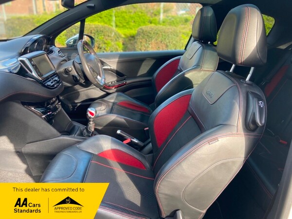Used Peugeot 208 2015 for sale - 70572753: Photo 8