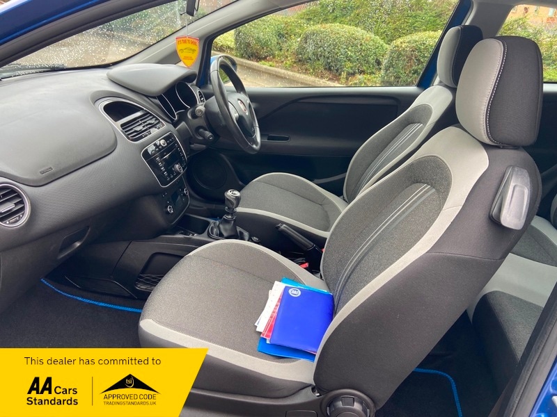 Used Fiat Punto 2013 for sale - 76119422: Photo 21