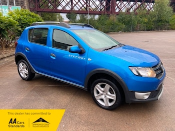 Used Dacia Sandero Stepway 2016 for sale - 76106416: Photo
