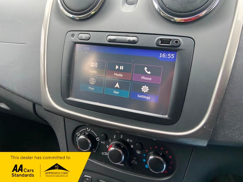 Used Dacia Sandero 2016 for sale - 76106416: Photo 6