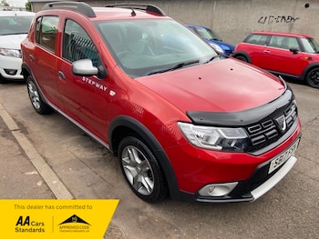 Used Dacia Sandero Stepway 2017 for sale - 78968922: Photo