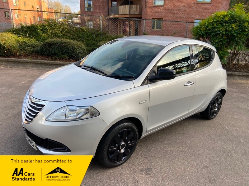 Used Chrysler Ypsilon 2013 for sale - 76346113: Photo 4