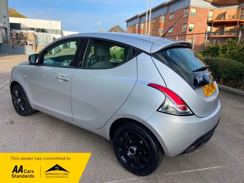 Used Chrysler Ypsilon 2013 for sale - 76346113: Photo 6