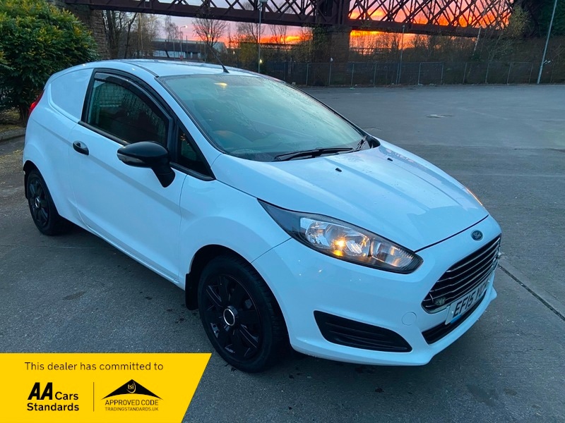 Used Ford Fiesta 2015 for sale - 76768938: Photo 1
