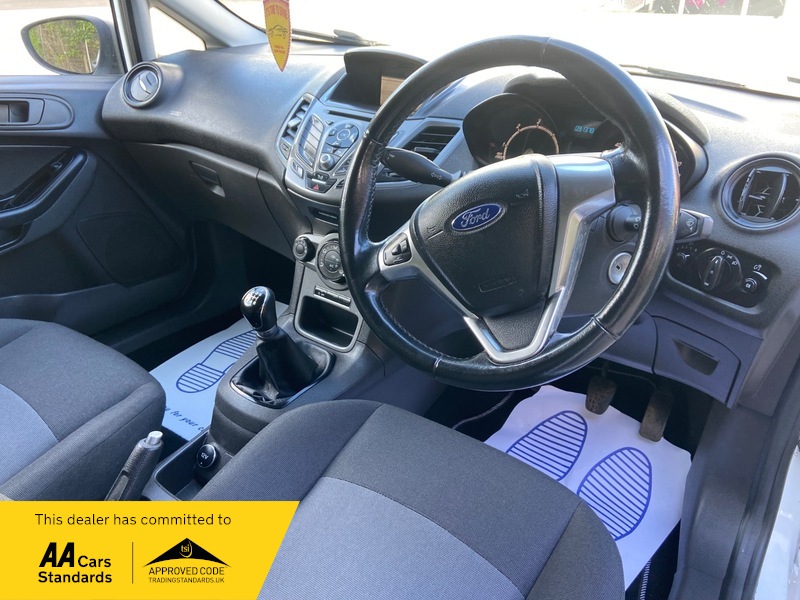Used Ford Fiesta 2015 for sale - 76768938: Photo 15