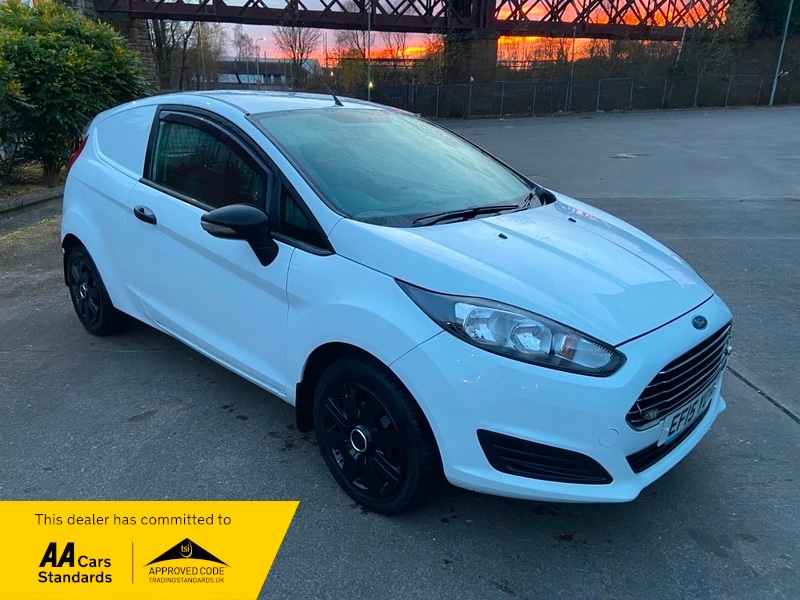Used Ford Fiesta 2015 for sale - 76768938: Photo 9