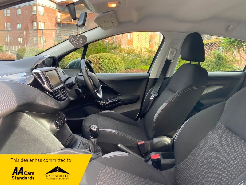 Used Peugeot 208 2016 for sale - 77708996: Photo 16