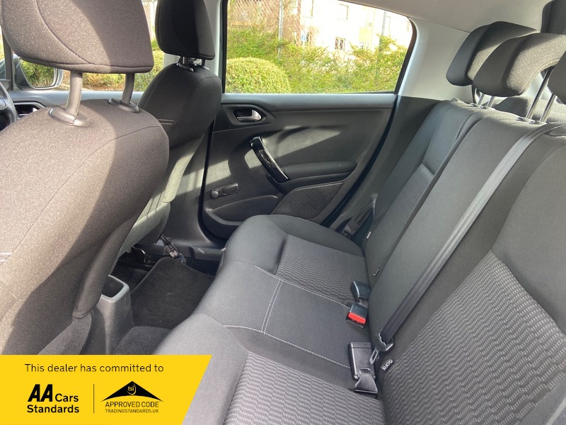 Used Peugeot 208 2016 for sale - 77708996: Photo 18